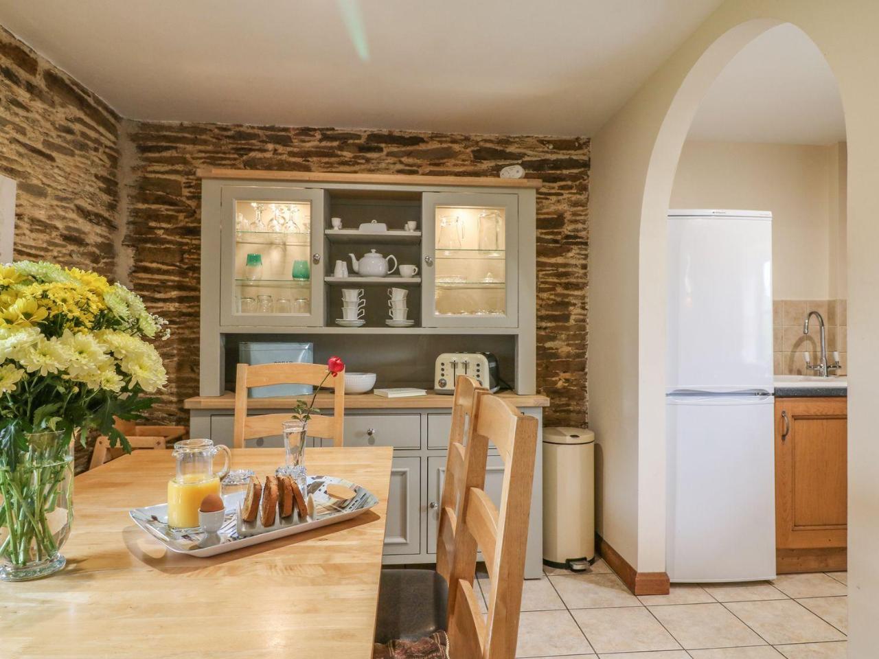 Lily Cottage Looe Esterno foto